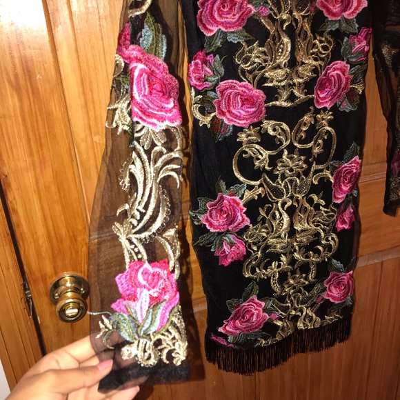 Dress - Picture 4 of 5